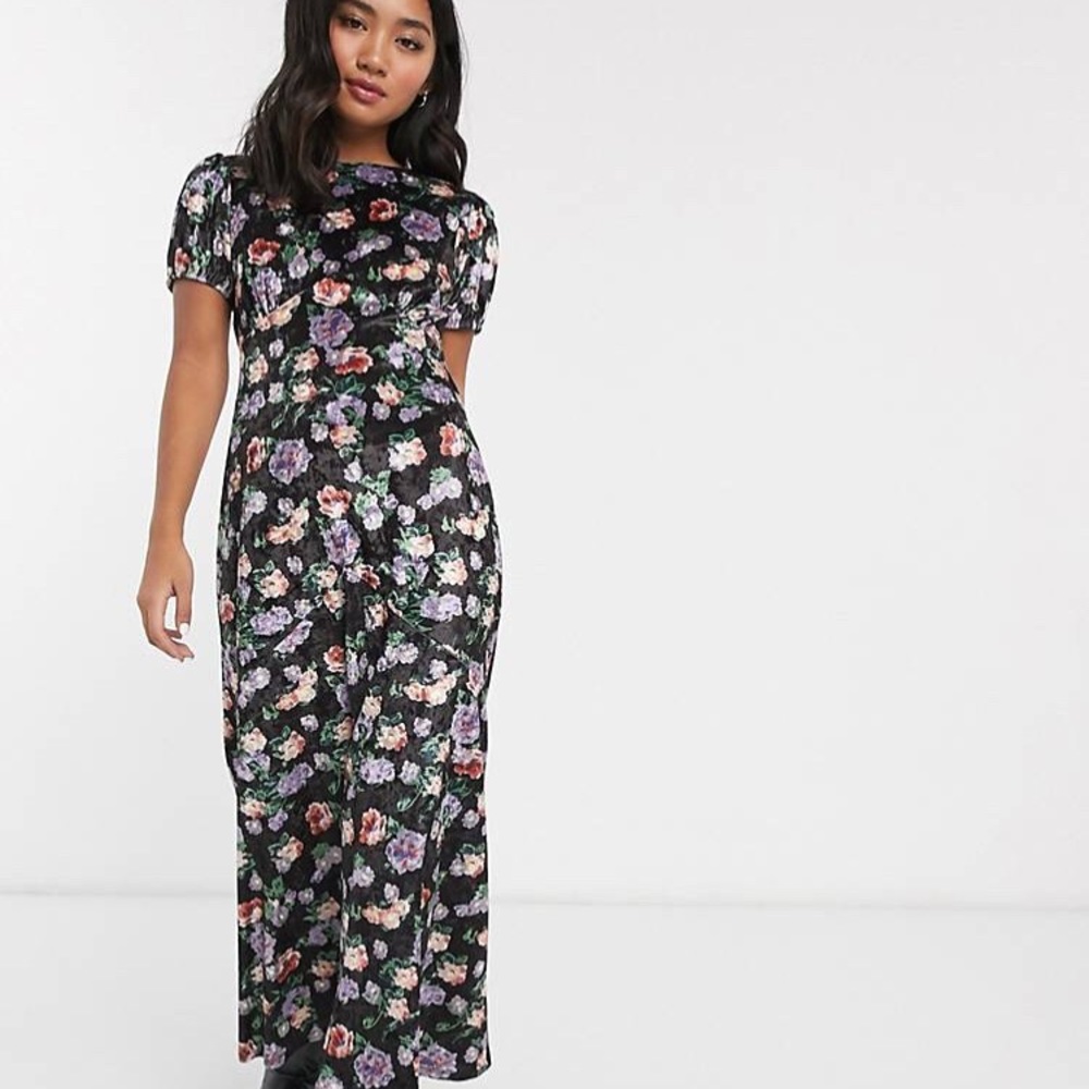 ASOS DESIGN Petite velvet floral maxi tea dress
